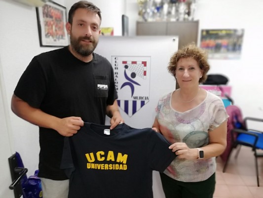 El UCAM BM Murcia renueva al entrenador Campello y ficha al director deportivo Leonis 