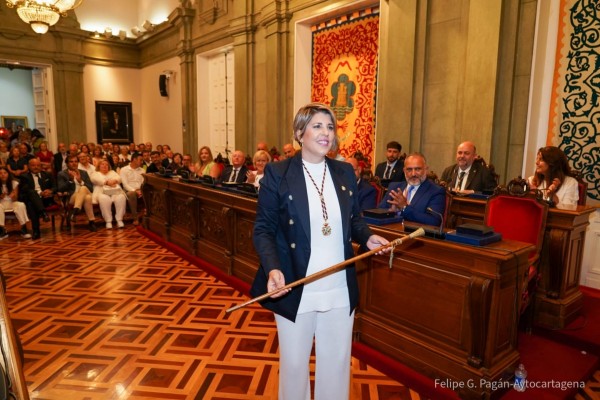 El Pleno de investidura de Cartagena no da lugar a las sorpresas y Noelia Arroyo gobernará la ciudad los próximos cuatro años