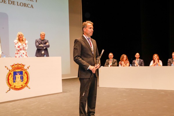 El retorno del alcalde Fulgencio Gil: recupera para el PP la Alcaldía de Lorca sin recurrir a Vox 