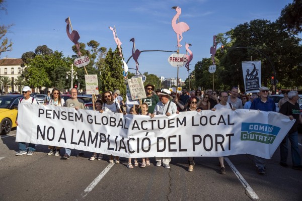 Colectivos sociales salen a la calle para decir 