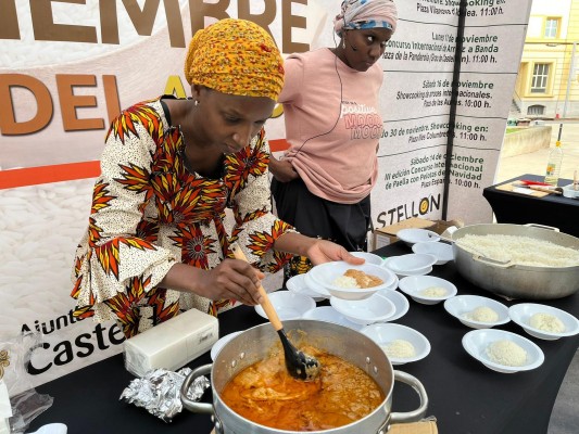 Castelló celebra un showcooking internacional de arroces con la participación de 10 países

