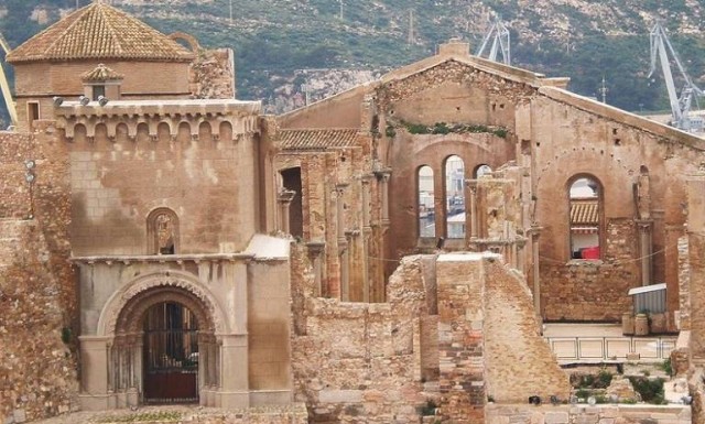 Patrimonio exige al Obispado y al Ayuntamiento de Cartagena una actuación urgente en la Catedral Vieja