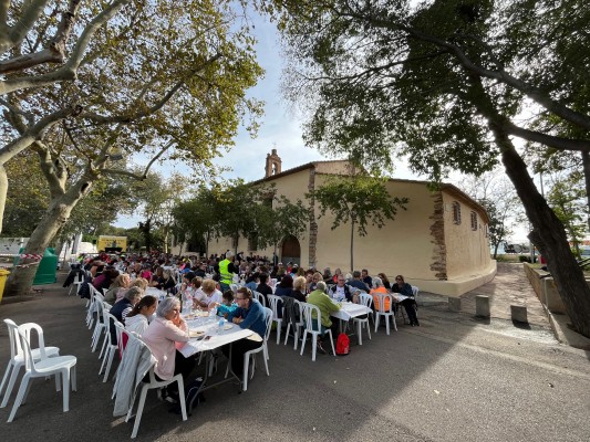 La XVIII Marxa de les Ermites Miquel Soler congrega a más de 700 personas