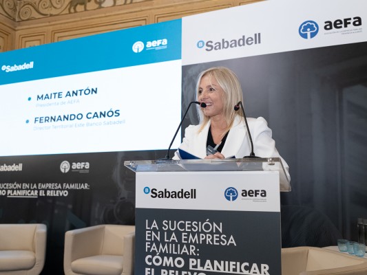 El 'comité de primos', cordones sanitarios y otros consejos para la sucesión en las empresas