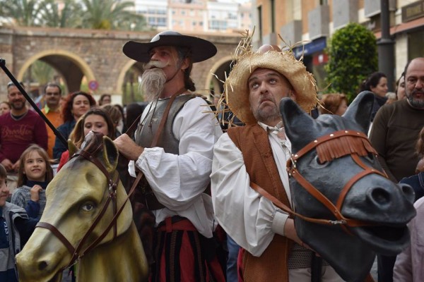 Don Quijote recorre las calles del centro de Calasparra con La Murga Teatro este domingo