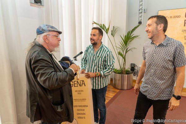 El Cartagena Folk premia a Carlos Núñez y recibe también a La Banda Morisca, Manuel Luna, Celticue y Ursaria