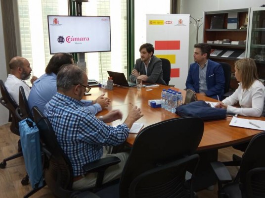 La Región exporta 182 millones al Golfo Pérsico, la séptima provincia de España que más comercia en la zona