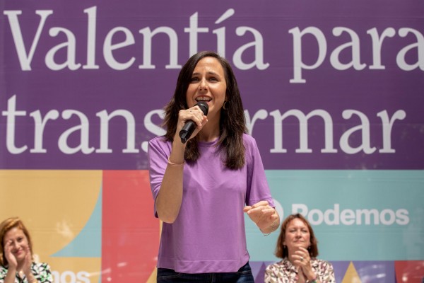 La ministra Ione Belarra arropa en Murcia a María Marín y Elvira Medina: 