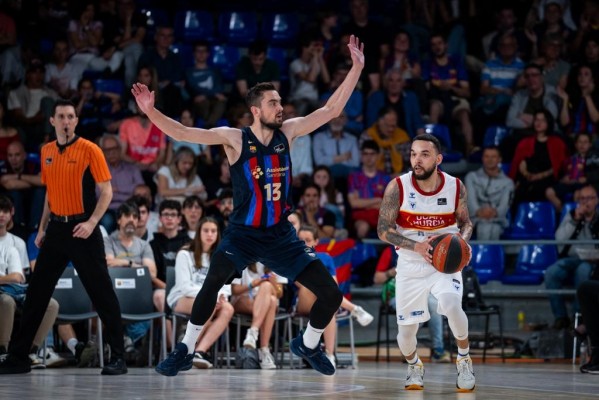 El UCAM CB se queda sin play off con una paliza en el Palau