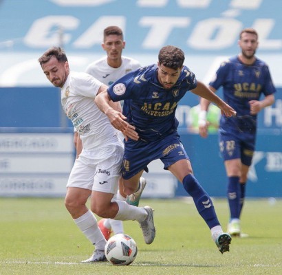 El UCAM CF deberá ganar en Ibiza para optar al ascenso a Primera RFEF tras el 0-1 en Murcia 