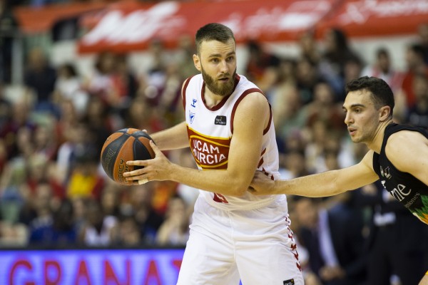 El UCAM CB se asegura Europa y mete presión al Valencia en la lucha por ser de play off