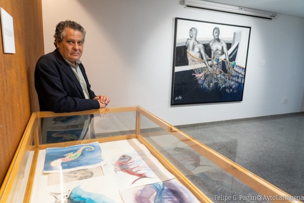 La pintura que da voz al Mar Menor: Enrique Navarro expone un 'cuadro denuncia' en Cartagena
