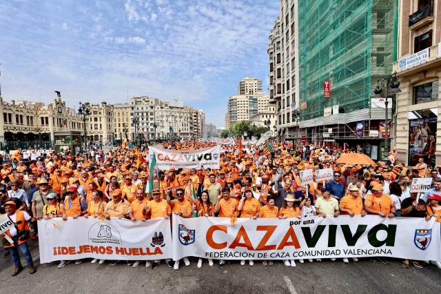 Más de 50.000 cazadores se movilizan en València para reclamar apoyos al sector