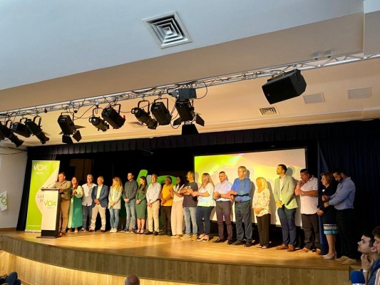 Más de 350 personas arropan al candidato de Vox a la Alcaldía de Águilas, Isidro Carrasco