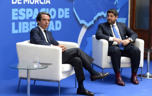 Las recetas de Aznar para Murcia (y España): su plan del agua y que el PP se adueñe del centro