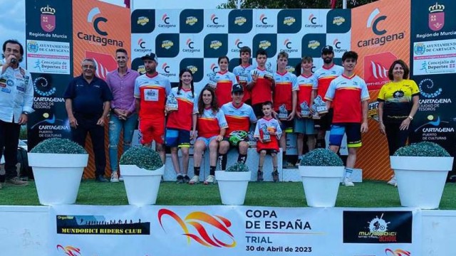 Los madrileños Borja Conejos y Vera Barón son más líderes de la Copa de trial bici en Cartagena