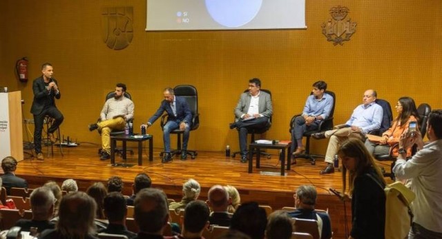 Los partidos presentan sus propuestas electorales para la supervivencia del Valencia CF