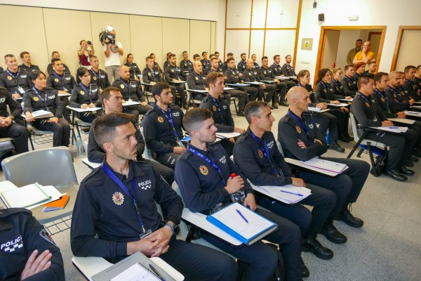 Los 58 aspirantes a agentes de la Policía Local de Murcia ultiman su formación
