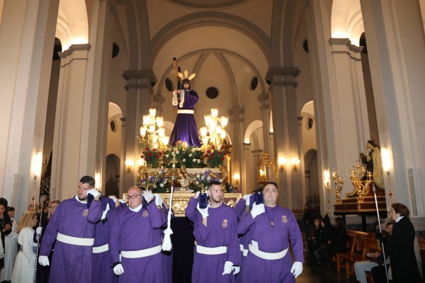 La Unión vibra con la procesión del Cristo de los Mineros y Portmán celebra su tradicional Silencio