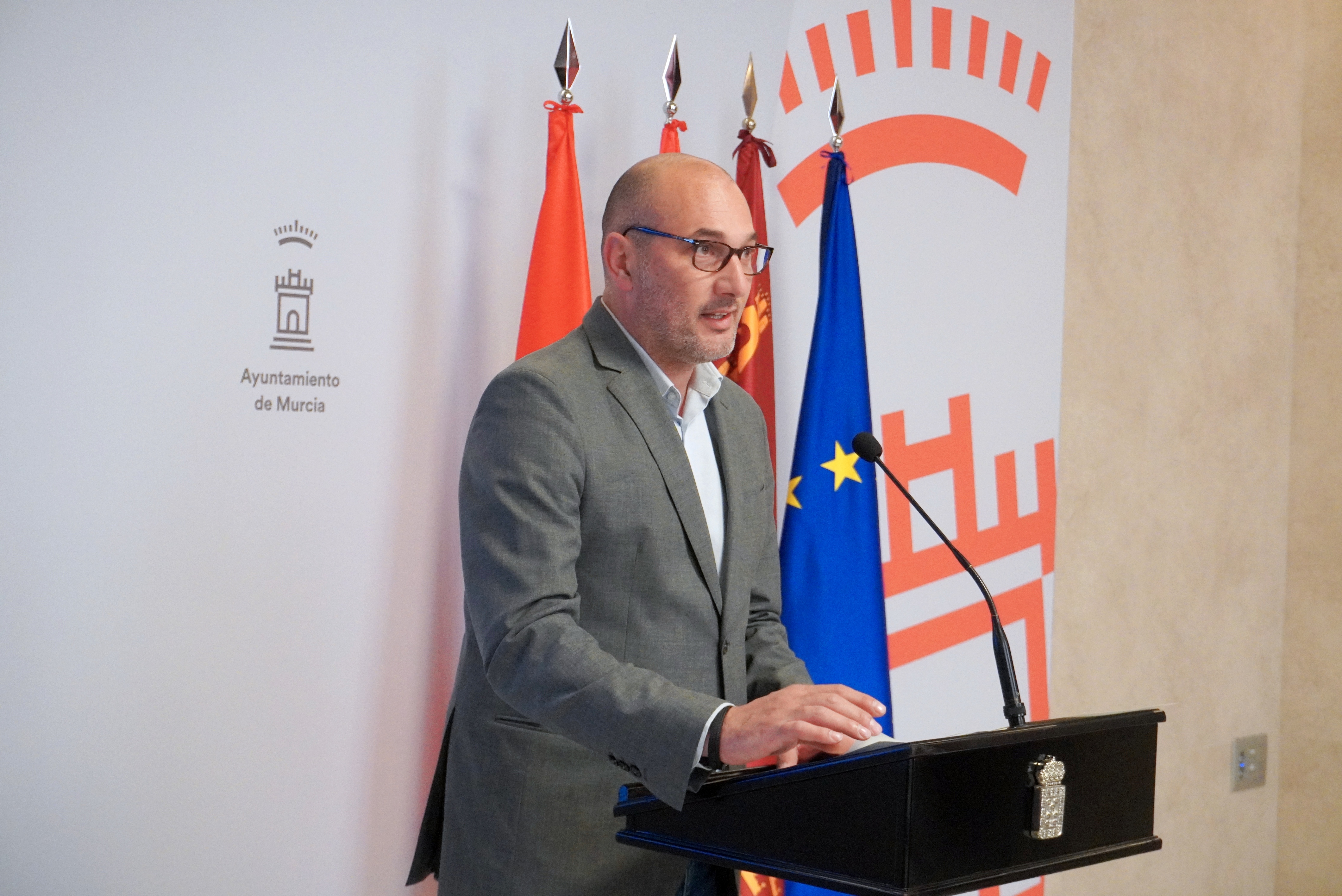 Deportes ofrecerá más de 7.200 plazas en su programa de actividades de verano en Murcia