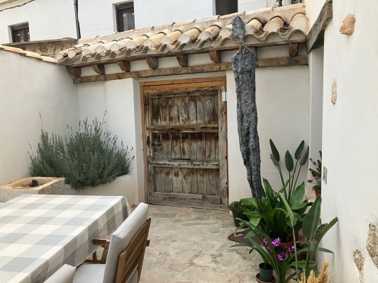 Así transformó una familia murciana una antigua casa rural en un refugio lleno de encanto y verdad