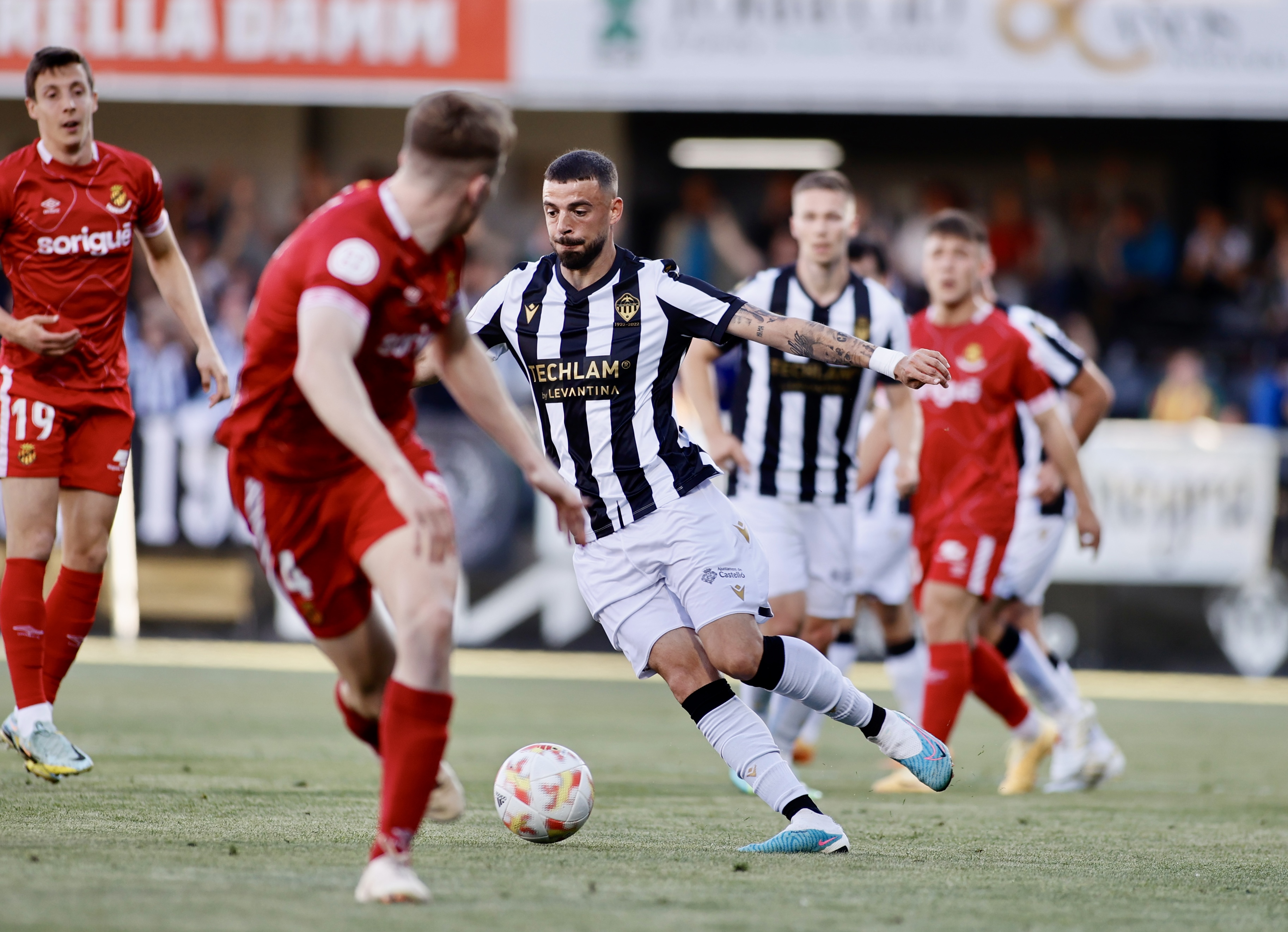 La falta de puntería impide al CD Castellón el triunfo ante el Nàstic Tarragona