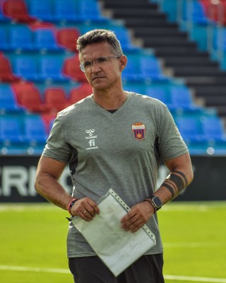 Ganar o ganar, no le queda otra al Eldense