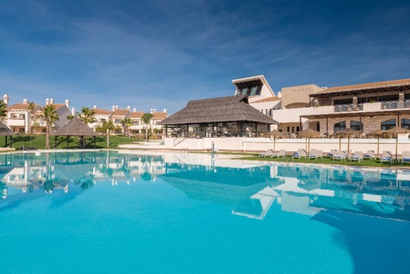 La Región recupera un 4 estrellas para la Semana Santa: reabre el hotel Hacienda del Álamo