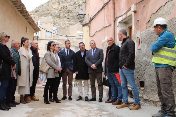 Mula renueva el pavimento y las infraestructuras de las calles Fuensanta y Fuensoriana