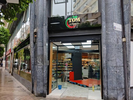Los supermercados de barrio ganan terreno en Murcia: más horas de apertura y una cercanía rentable