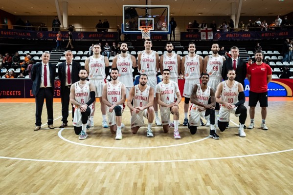 Thad McFadden y Rati Andronikashvili, del UCAM, se clasifican para el Mundial jugando con Georgia 