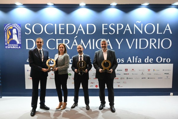 Neolith, Natucer y Gresmanc Group se llevan los Alfa de Oro 2023
