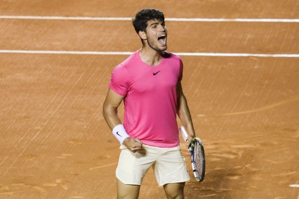 Alcaraz resiste primero y se gusta después para plantarse en la final de Río que jugará ante Norrie 