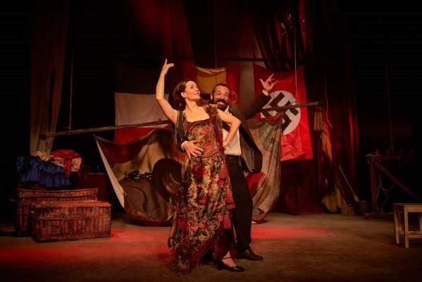 María Adánez y Pepón Nieto dan vida en el Romea a la pareja de cómicos de '¡Ay, Carmela!' 