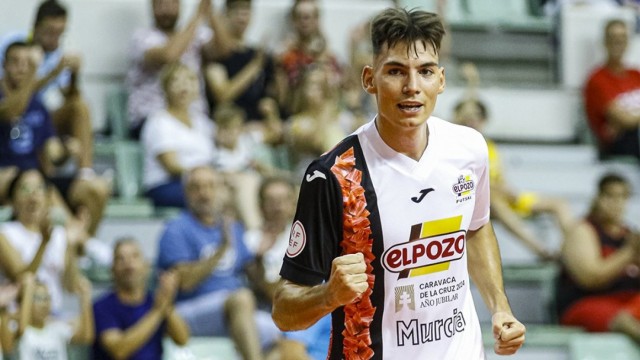 El joven cierre Ricardo Mayor renueva contrato con ElPozo Murcia 