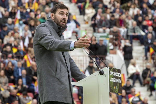 Antelo acusa a López Miras de financiar la inmigración ilegal mediante los Presupuestos