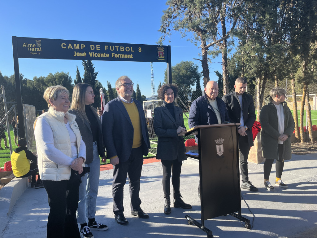 Almenara inaugura el campo de fútbol 8 José Vicente Forment gracias al Plan 'Castelló Avança'