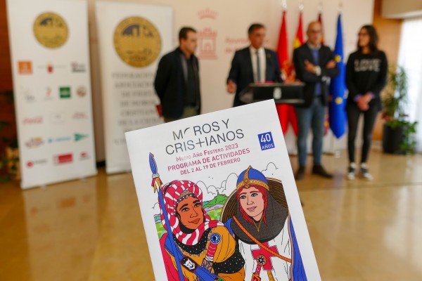 Los Moros y Cristianos de Murcia celebran su Medio Año Festero del 2 al 19 de febrero