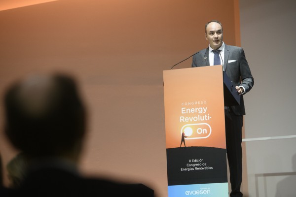 Las renovables piden seguridad jurídica para crear 5.000 empleos y mover 7.500 millones de inversión  
