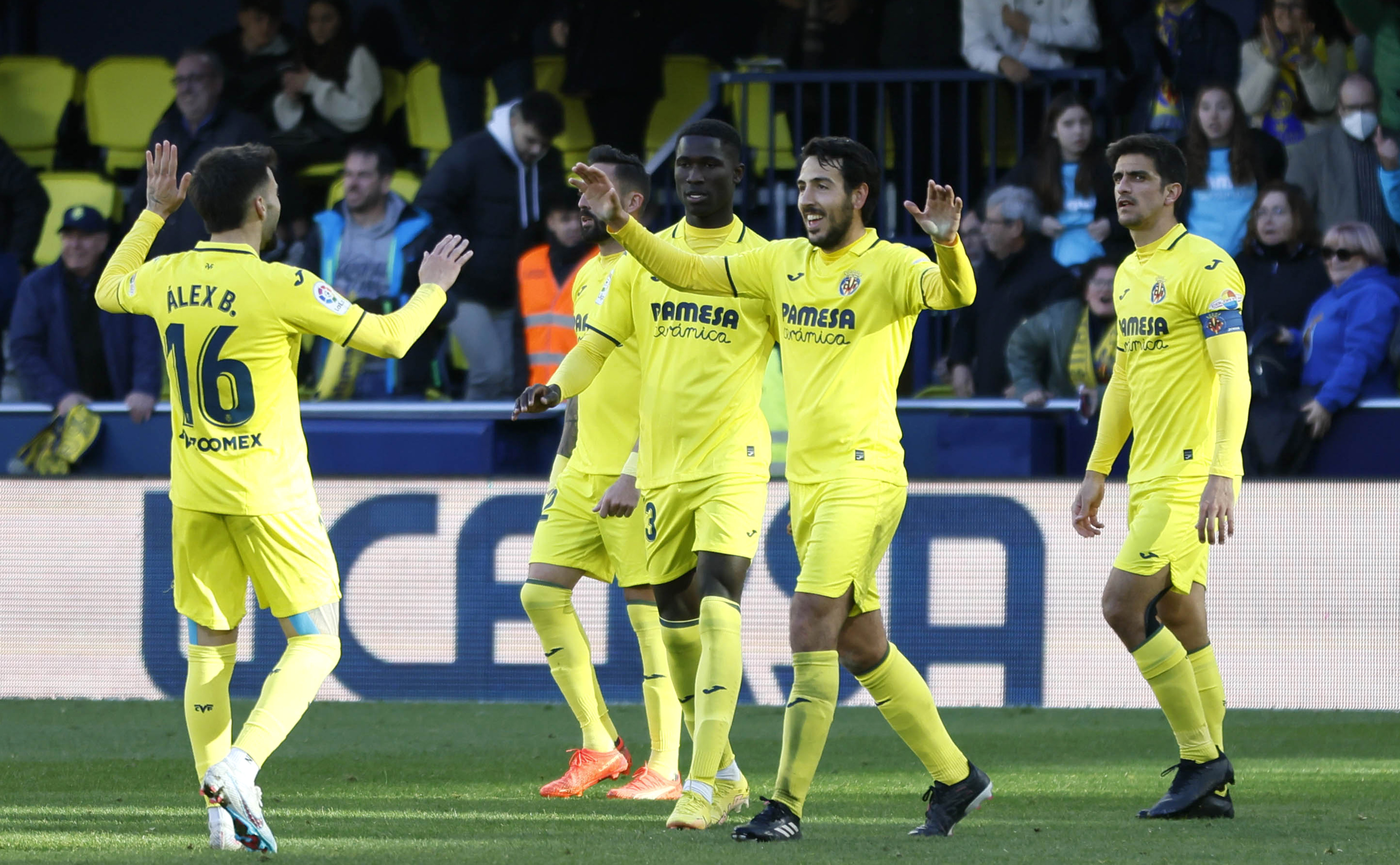 Victoria agónica del Villarreal contra el Girona gracias a un solitario gol de Parejo sobre la bocina