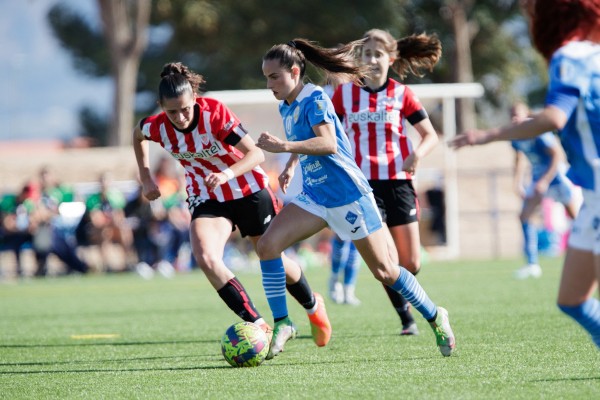 El Alhama es un colista muy vivo y, tras remontar al Athletic con un 2-1, tiene la salvación a tiro