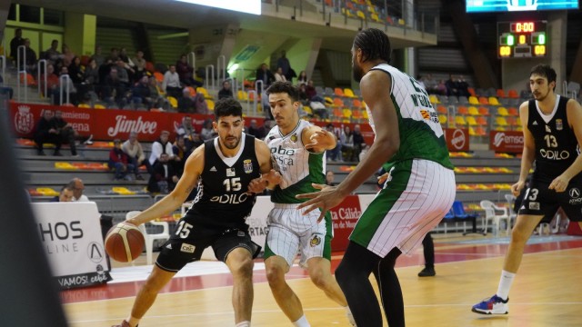 El Odilo Cartagena logra su sexto triunfo en la Liga LEB Plata remontando ante el Huesca (73-64) 