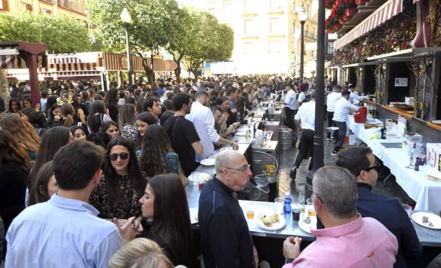 La consolidación de Tarbuena y Tardevieja hace despegar a la hostelería regional en la primera Navidad postcovid