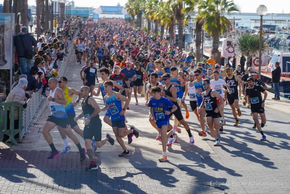 Petros Sánchez y Laura Nicolás ganan una San Silvestre de Murcia con más de 4.000 atletas 