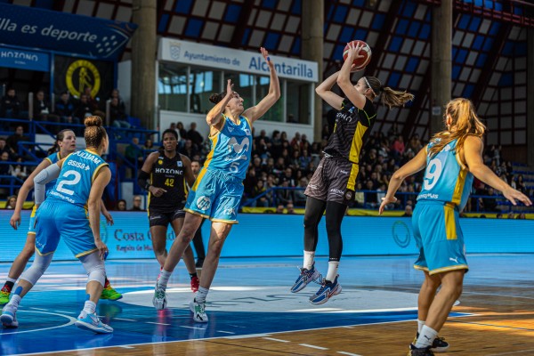 El Jairis, con Konig, buscará la sorpresa en la pista del Valencia Basket antes de Nochebuena