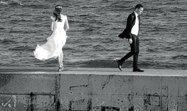 Un rompeolas de las emociones en Cabo de Palos: el fotógrafo Gabriel Navarro expone en Los Molinos del Río