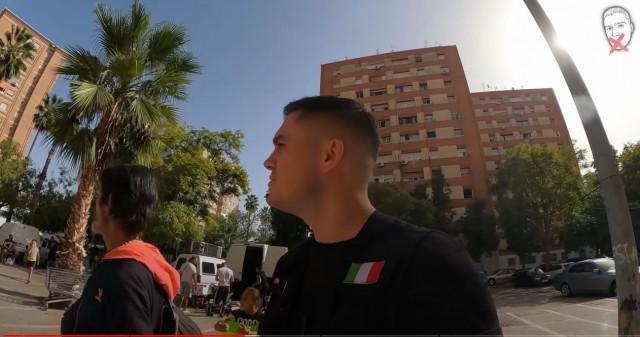 Un vídeo del youtuber Zazza el Italiano muestra el lado más duro y humano de la droga en el barrio de La Fama