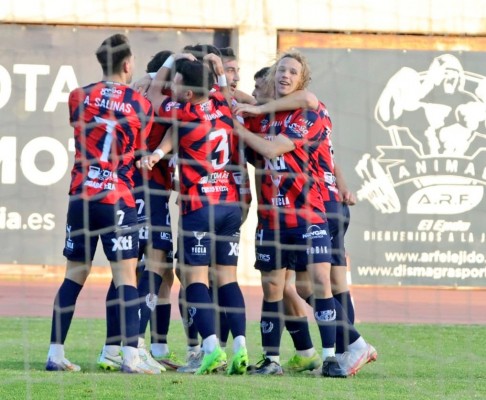 El Yeclano y el Efesé B cotizan al alza en la Segunda RFEF 