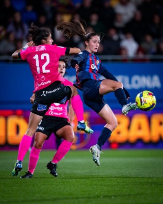 El Alhama CF ElPozo cae por 4-0 ante el Barça en un duelo muy desigual 