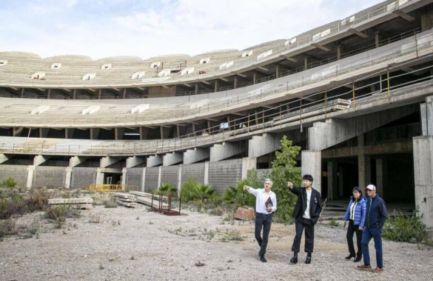 El Valencia CF reestructura su capital para retomar las obras del Nou Mestalla